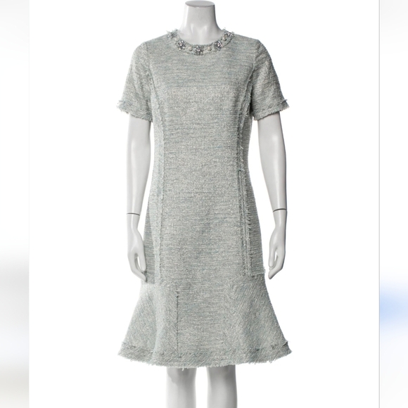 Teri Jon Blue Metallic Sheath Midi Dress Crew Neck. Size 2